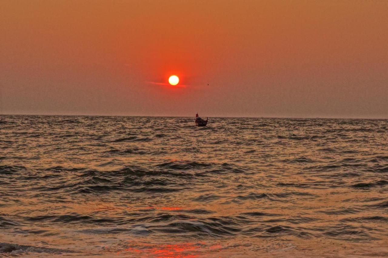 Beachaholic Homestay Alappuzha Dış mekan fotoğraf